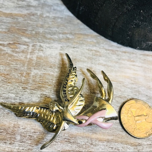 Breast Cancer Angel Pin Brooch - Picture 4 of 5